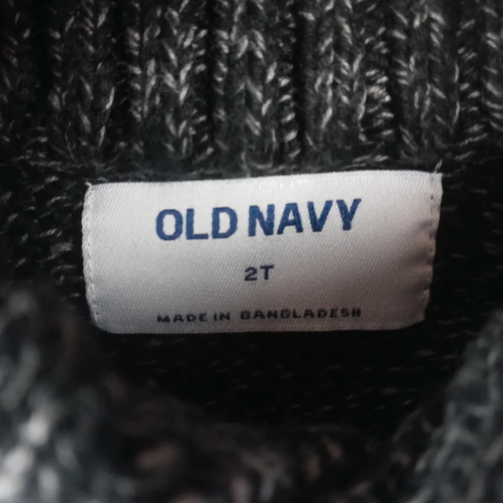 Old Navy boys size 2T waffle stitched black white flex sweater large collar
